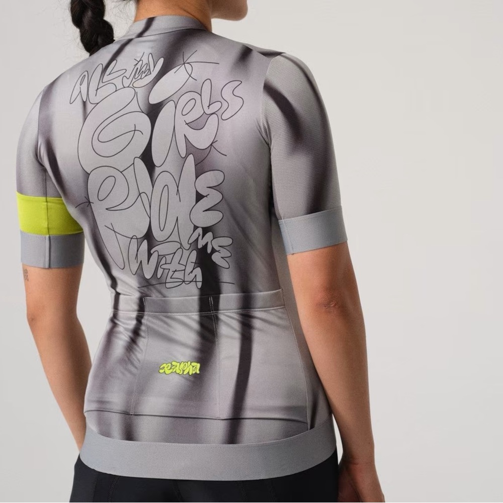 Rapha Women’s 100 Pro Team Training Jersey Zuzanna Rogatty 🚴‍♀️✨